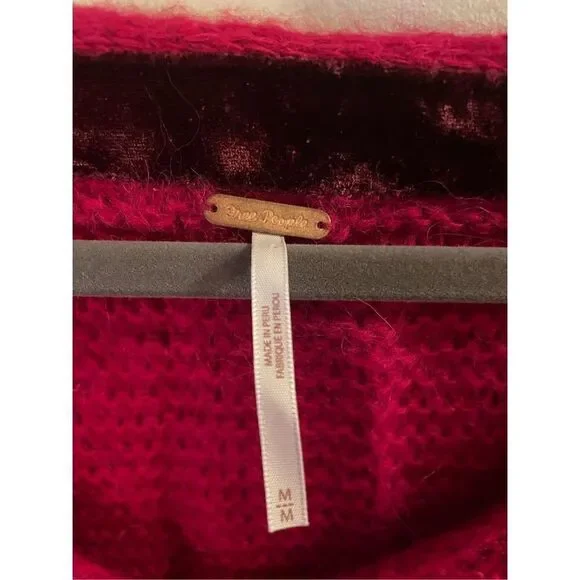 Free People Magenta Sweater (SZ M) - Picture 2 of 3